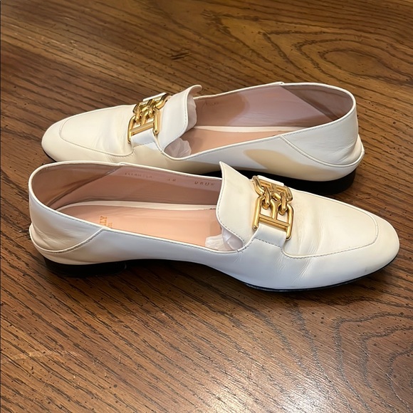 Bally Ellah Loafer with Elegant Chain Detail, size 38 - Picture 10 of 15
